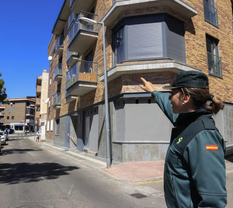 Una jueza deja en libertad a los cinco detenidos del edificio okupa de Majadahonda