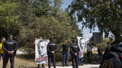 Primo de Rivera y cuatro tiroleses
