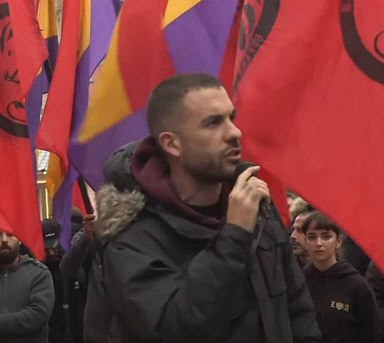 Del “vendeobreros” a Iglesias al “traidor” a Sánchez por Marruecos: los escraches que amenazan a PSOE y Podemos