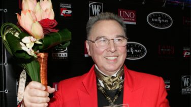 Muere el diseñador ruso Slava Zaitsev a los 85 años