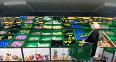 Los supermercados se preparan para redoblar la guerra de ofertas tras la caída del consumo