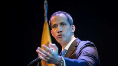 Guaidó: "Busco protección internacional para regresar cuanto antes a mi país"