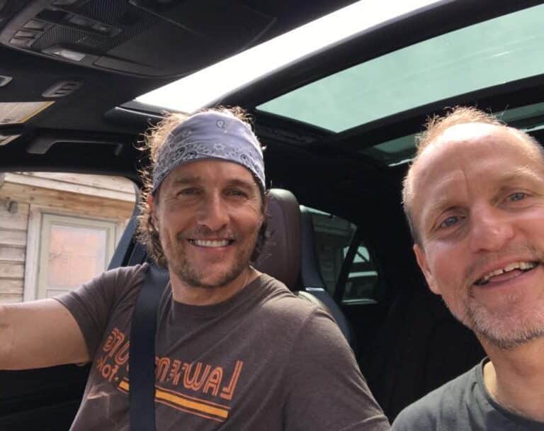 El motivo por el que Matthew McConaughey piensa que Woody Harrelson puede ser su hermano
