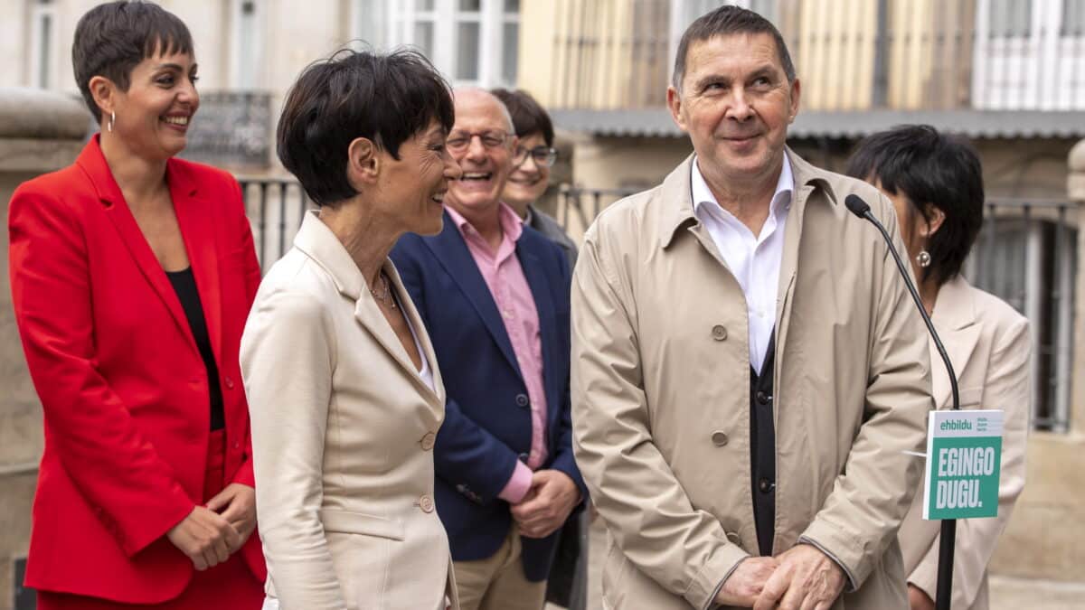 Otegi fuerza la renuncia de los expresos de ETA para contentar a Sánchez y salvar su alianza en Navarra