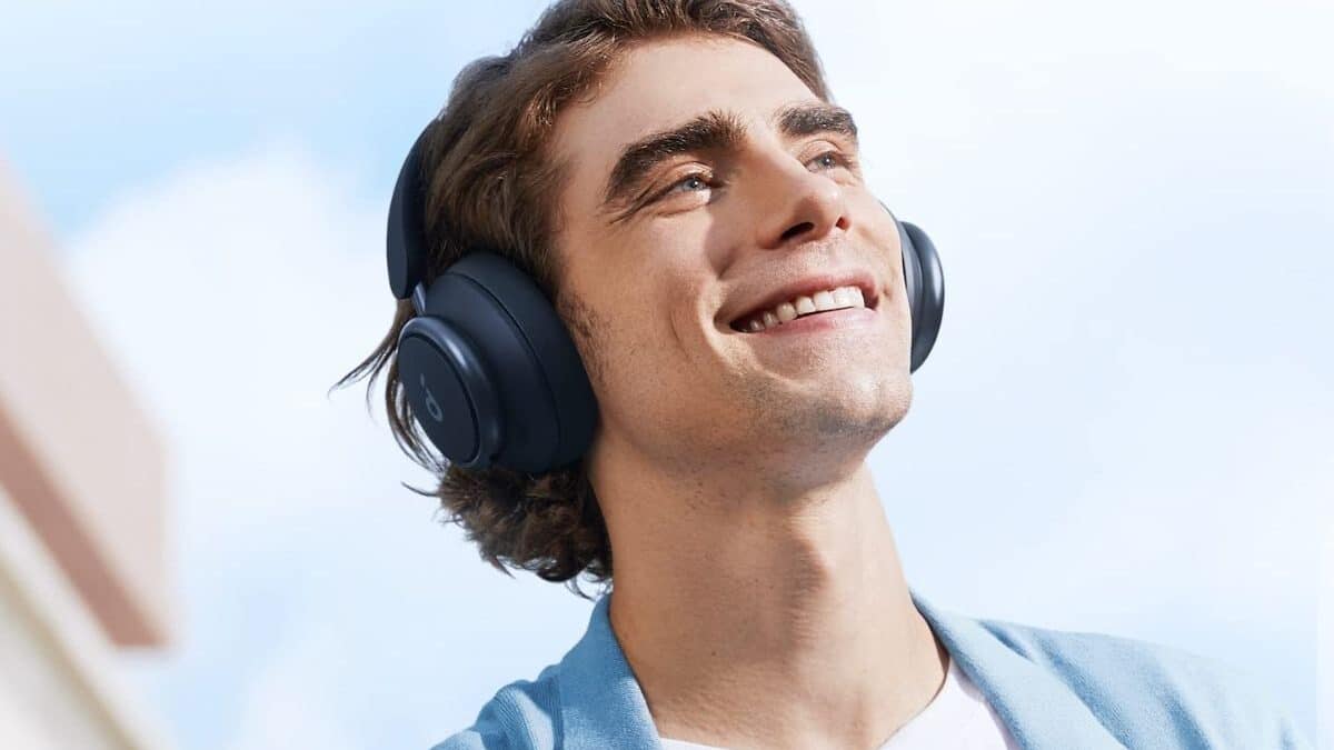 Estos auriculares inalámbricos de diadema están volando en Amazon y ahora tienen un 27% de descuento