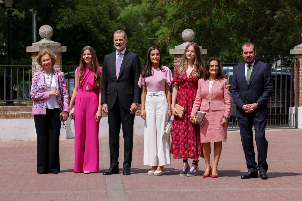 La familia de los reyes Felipe y Letizia se ha reunido para la confirmación de Sofía