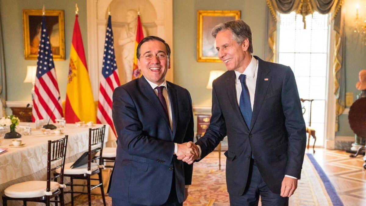 El ministro de Exteriores José Manuel Albares junto al secretario de Estado de EEUU Antony Blinken
