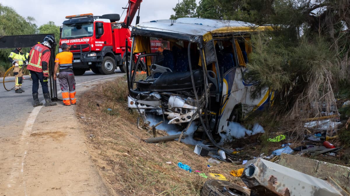 Una mujer ha fallecido y otras 40 han resultado heridas, entre ellas siete de pronóstico grave