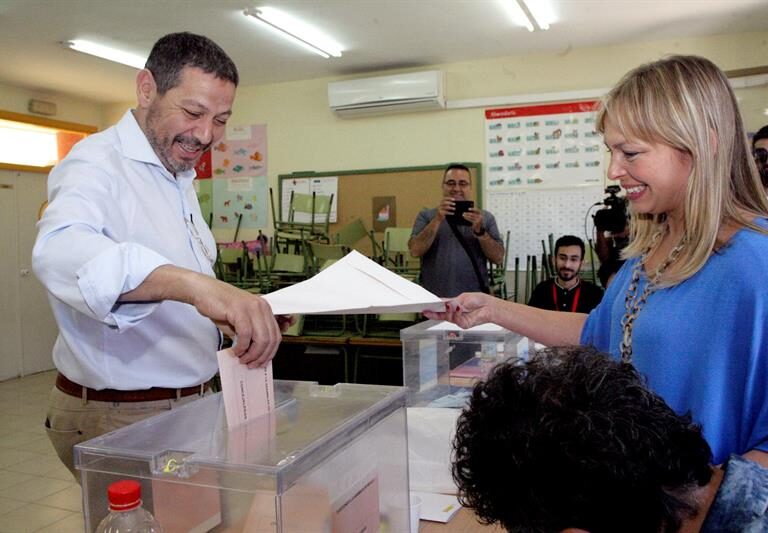 Aberchán, el líder musulmán manchado por la compra de votos en Melilla