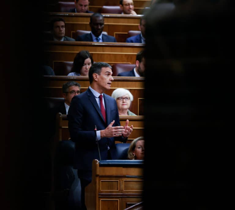 El PSOE despliega a los ministros para apuntalar el voto en 'zonas calientes'
