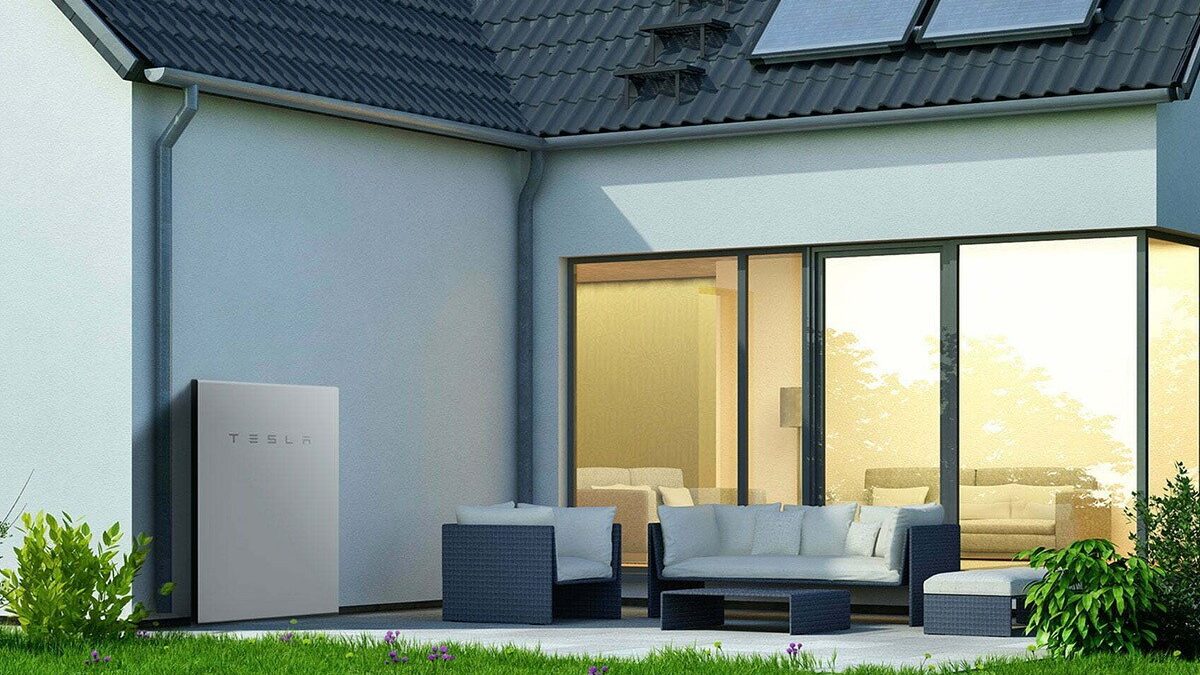 Tesla Powerwall: las baterías para placas solares de Tesla que ya puedes instalar en tu hogar con Holaluz