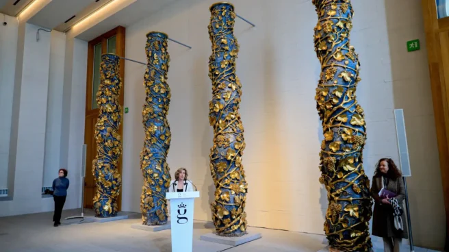 Las columnas salomónicas durante su presentación en la Galería de las Colecciones Reales
