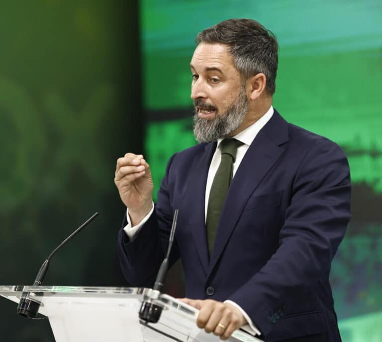 Abascal ratifica a su diputado valenciano: "Hay violencia contra las mujeres, pero el género es una cuestión ideológica"