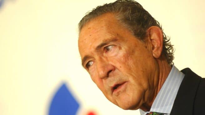 El escritor Antonio Gala, en una imagen de 2006. El escritor Antonio Gala, en una imagen de 2006.