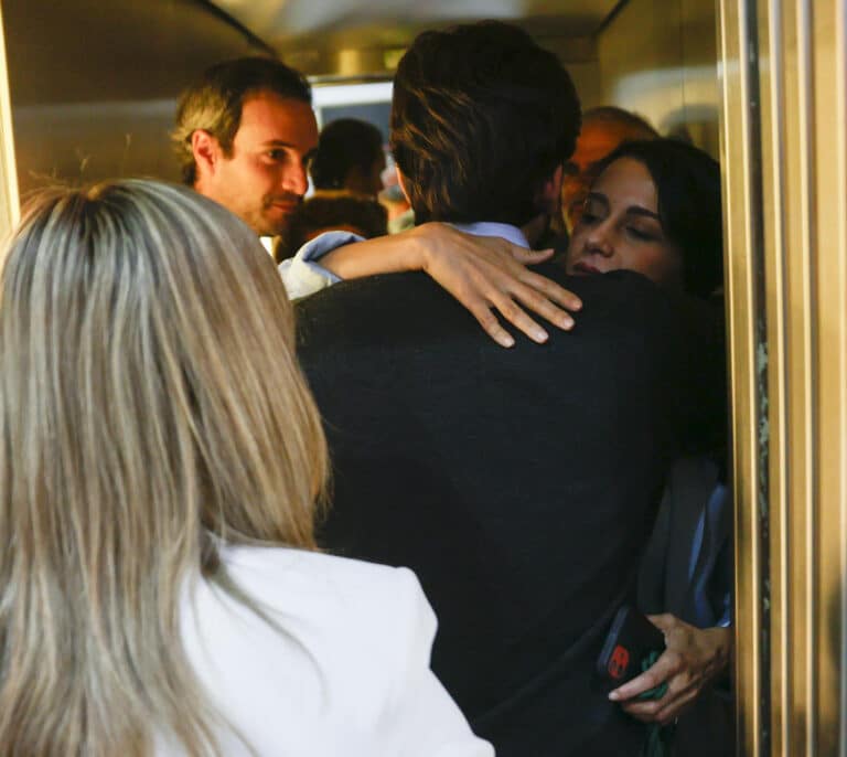 El ala crítica de Ciudadanos estalla por no someter la ausencia en las generales entre las bases