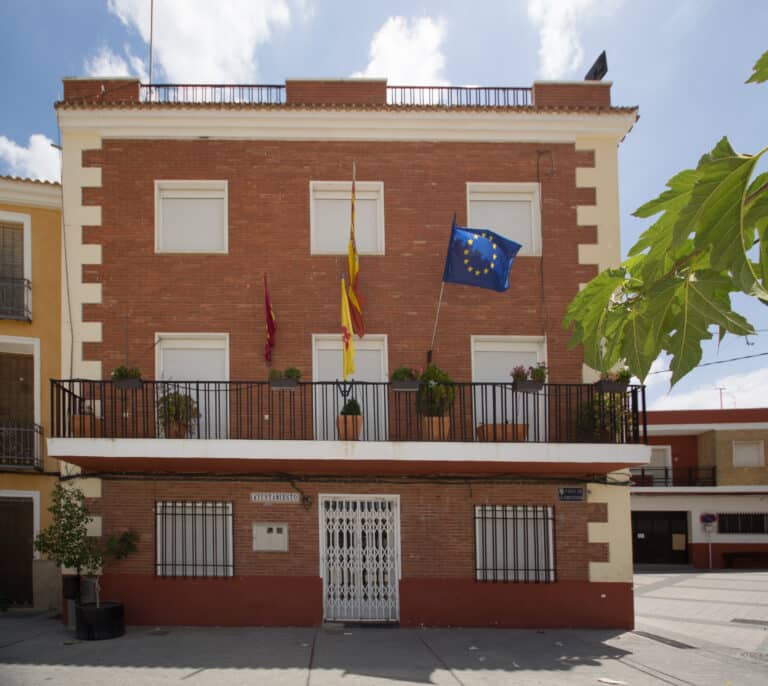 Detienen a la candidata del PSOE y a doce personas más en Albudeite (Murcia) por intento de compra de votos