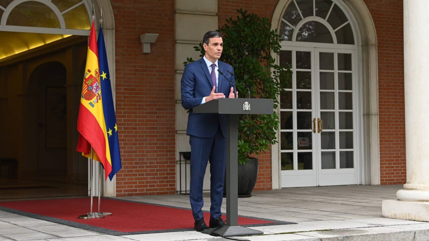 MADRID, 29/05/2023.- El presidente del Gobierno, Pedro Sánchez durante una rueda de prensa celebrada este lunes en la Moncloa, Madrid, donde ha anunciado el adelanto de las elecciones generales al domingo 23 de julio ante el mal resultado electoral del PSOE de ayer y ha dicho que es hora de que los ciudadanos "tomen la palabra". EFE/Moncloa / Pool / Borja Puig de la Bellacasa SOLO USO EDITORIAL/SOLO DISPONIBLE PARA ILUSTRAR LA NOTICIA QUE ACOMPAÑA (CRÉDITO OBLIGATORIO)