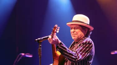 Joaquín Sabina rompe el "maleficio" del Wizink Center tres años después de su caída: "Por fin, carajo"