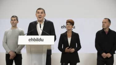 Otegi acusa a la derecha de crear un "lodazal" para el "acoso y derribo" electoral  de EH Bildu