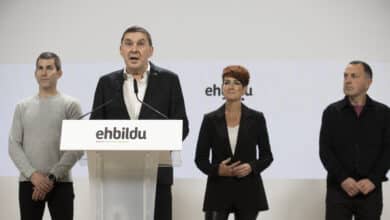 Otegi acusa a la derecha de crear un "lodazal" para el "acoso y derribo" electoral  de EH Bildu