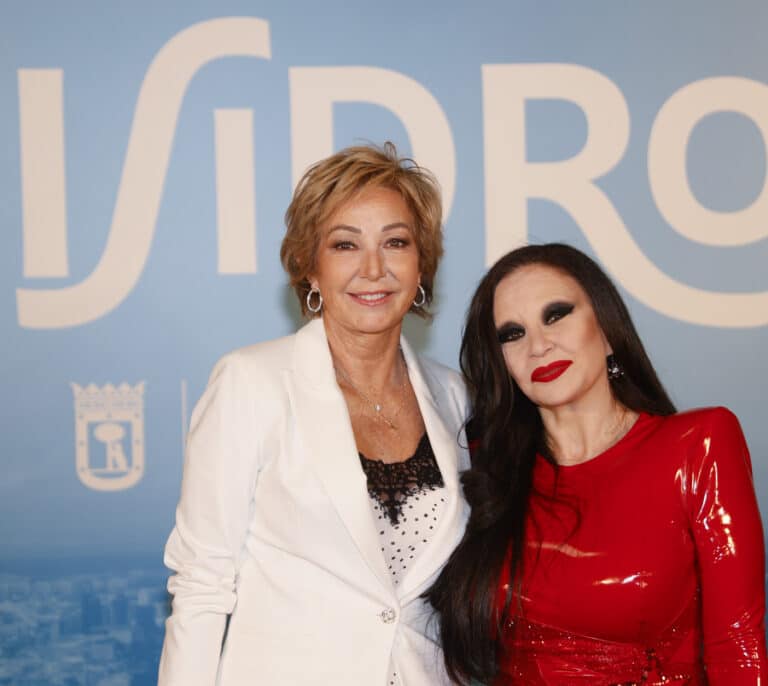 Ana Rosa, Medalla de Oro de Madrid: "Me he criado en Usera, un barrio obrero y trabajador, antes de que fuera Chinatown"