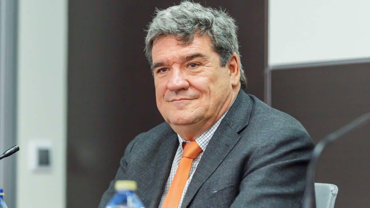 El ministro de Inclusión, Seguridad Social y Migraciones, José Luis Escrivá, en una reunión en Segovia.