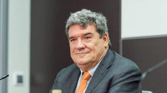 El ministro de Inclusión, Seguridad Social y Migraciones, José Luis Escrivá, en una reunión en Segovia.