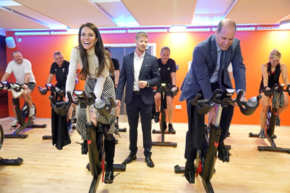 Guillermo y Kate se retan a una carrera durante una clase de spinning el pasado mes de febrero