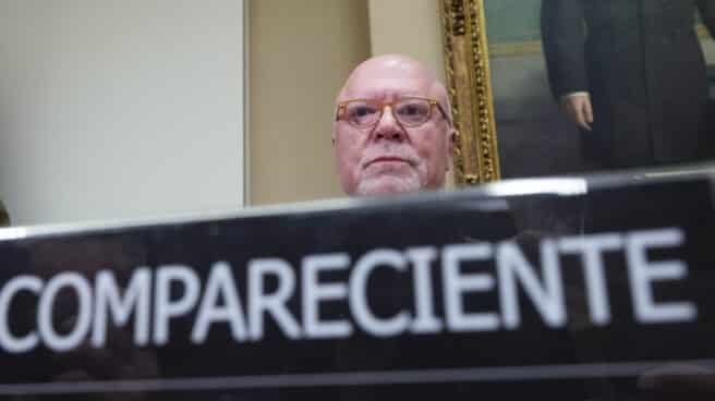 El comisario jubilado José Manuel Villarejo comparece durante una comisión de Investigación sobre las actuaciones del Ministerio del Interior durante el gobierno del Partido Popular, en el Congreso de los Diputados, a 10 de mayo de 2023, en Madrid (España). El Congreso ha convocado hoy una nueva comisión de investigación sobre las actuaciones del Ministerio del Interior durante el gobierno del Partido Popular en relación con las presuntas irregularidades que vinculan a altos cargos y mandos policiales con la existencia de una trama parapolicial. El comisario jubilado José Manuel Villarejo comparece durante una comisión de Investigación sobre las actuaciones del Ministerio del Interior durante el gobierno del Partido Popular, en el Congreso de los Diputados, a 10 de mayo de 2023, en Madrid (España). El Congreso ha convocado hoy una nueva comisión de investigación sobre las actuaciones del Ministerio del Interior durante el gobierno del Partido Popular en relación con las presuntas irregularidades que vinculan a altos cargos y mandos policiales con la existencia de una trama parapolicial.
