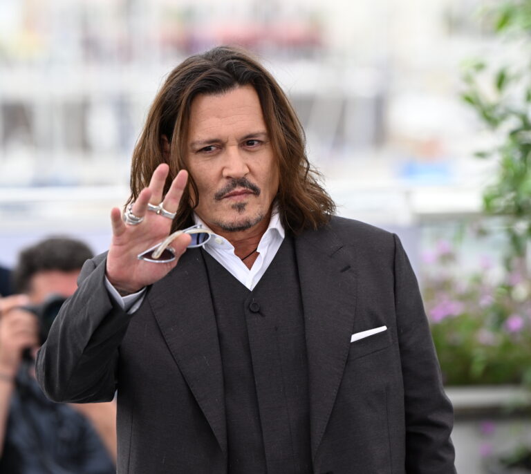 Francia, el 'santuario' para los hombres señalados por la cultura de la cancelación