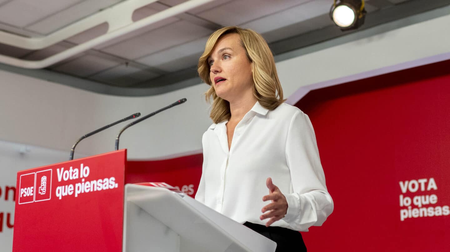 La portavoz del PSOE y ministra de Educación y Formación Profesional, Pilar Alegría, interviene en una rueda de prensa durante el seguimiento de la jornada electoral en la sede federal del PSOE, a 28 de mayo de 2023, en Madrid (España). Hoy, 28M, se celebran elecciones municipales en un total de 8.131 ayuntamientos y elecciones autonómicas en 12 comunidades autónomas. En las elecciones municipales podrán votar 35.414.655 electores y en las autonómicas que se celebran podrán hacerlo 18.382.505 electores. Más de 5,1 millones de madrileños han sido llamados a las urnas de los cuales 4,7 millones son residentes en la Comunidad de Madrid y 329.000 en el extranjero. 28 MAYO 2023;ELECCIONES;ELECTORAL;CAMPAÑA;SONDEOS; Alberto Ortega / Europa Press 29/5/2023