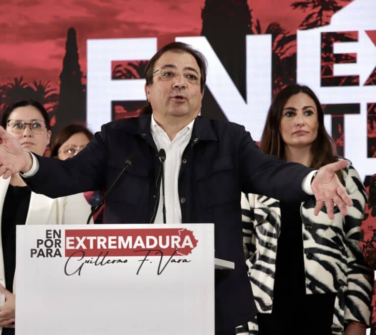 Vara deja la política tras perder el gobierno de Extremadura