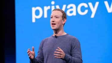 Bruselas multa con 800 millones de euros a Facebook por prácticas anticompetitivas en su plataforma de compraventa