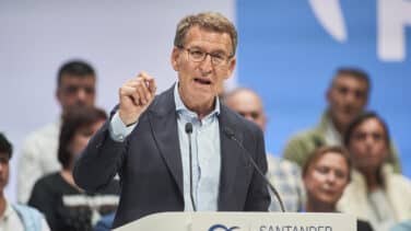 Feijóo da manos libres a Ayuso: "Va a por el voto de Rocío Monasterio"