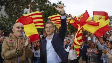 Feijóo pide el voto a los desencantados de Cs y Sánchez para tener la llave de Barcelona