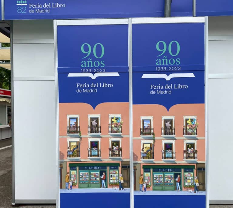 La lluvia se autoinvita a la celebración del 90 aniversario de la Feria del Libro de Madrid