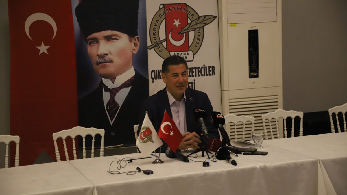 Sinan Ogan, respaldado por la Alianza Ancestral, en las elecciones presidenciales turcas
