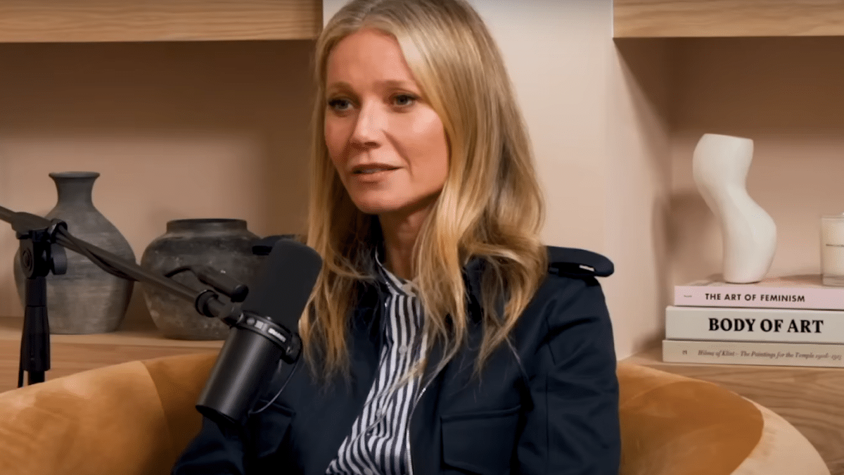 Gwyneth Paltrow en un instante del pódcast Call her Daddy