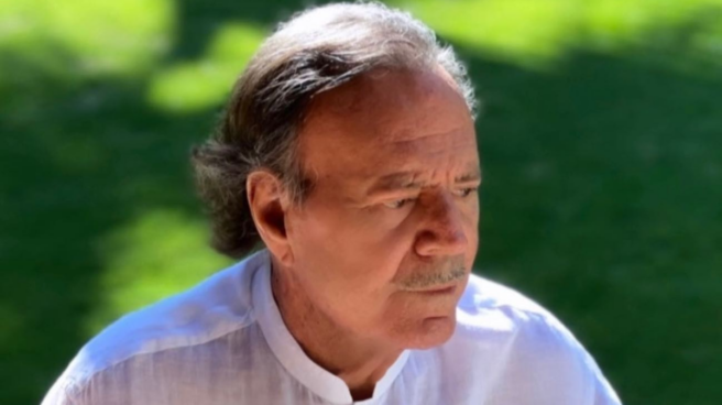 La imagen con la que Julio Iglesias quiere demostrar su buen estado de salud La imagen con la que Julio Iglesias quiere demostrar su buen estado de salud