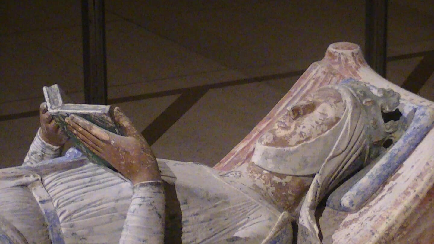 Leonor de Aquitania, la reina cruzada a la que su marido encerró en una torre