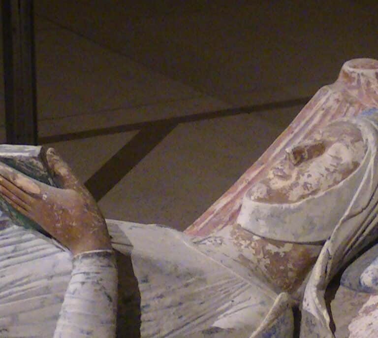 Leonor de Aquitania, la reina cruzada a la que su marido encerró en una torre