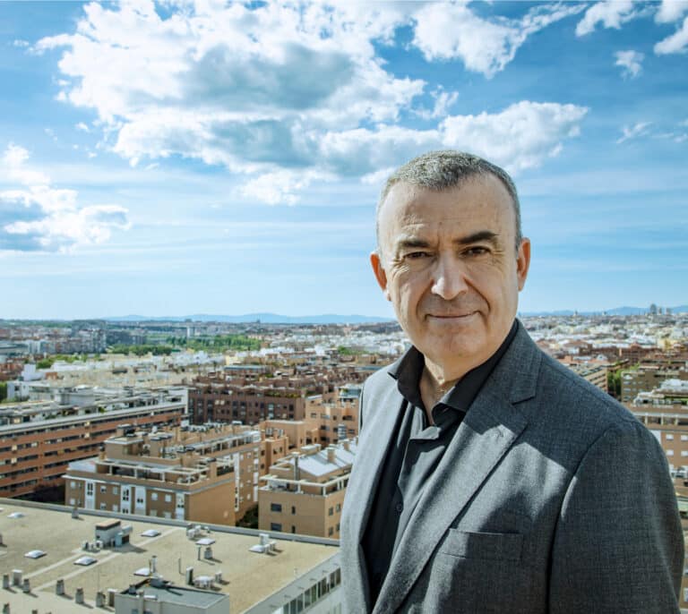 Lorenzo Silva: "La 'guerra sucia' contra ETA está prescrita, no tiene sentido que los archivos sigan siendo secretos"