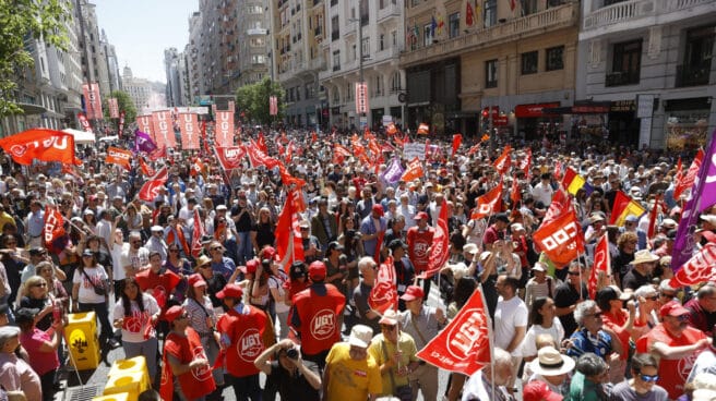 Manifestación para celebrar el Día Internacional del Trabajador convocada por UGT y CCOO este lunes en Madrid.