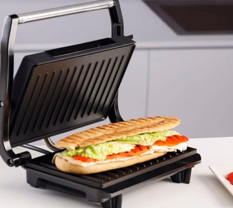 La sandwichera eléctrica más vendida en Amazon es de Taurus y ahora cuesta menos de 27 euros