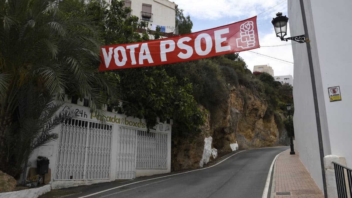 Pancarta del PSOE en Mojácar (Almería).