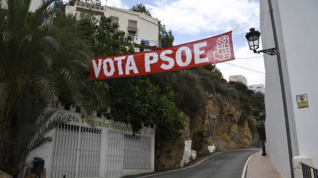 Pancarta del PSOE en Mojácar (Almería).
