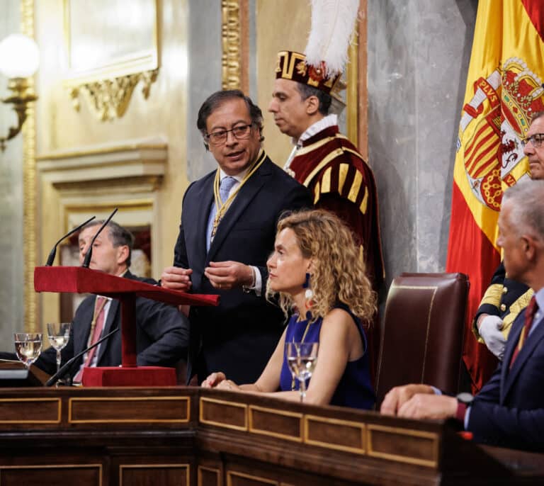 Gustavo Petro no es Bolaños