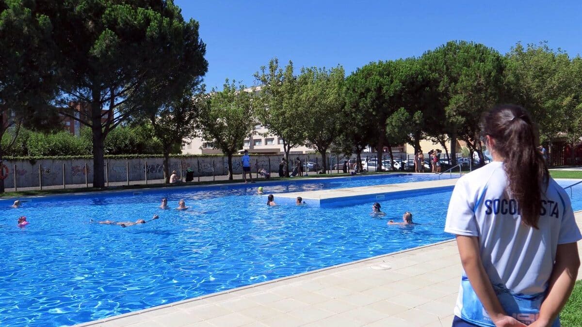 Piscina del barrio de Balàfia, el verano pasado