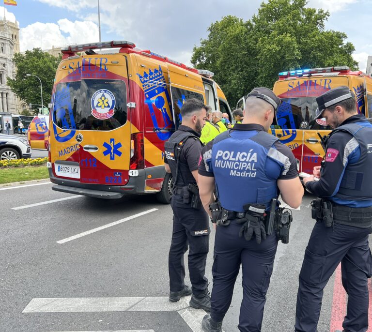 Un fugitivo que intentaba huir de la Policía acaba arrollado por un taxi en Madrid