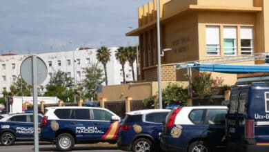 La Policía desarticula una banda que ha quemado 110 coches este año en Melilla